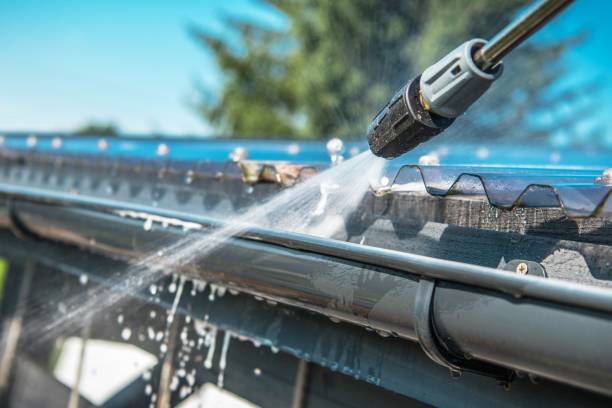 Best Affordable Power Washing  in Tavares, FL